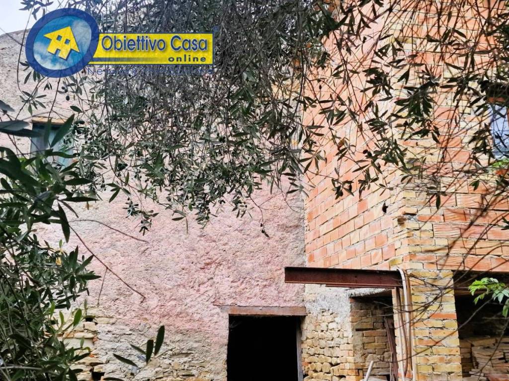 Rustico / casale a Teramo - Foto 3