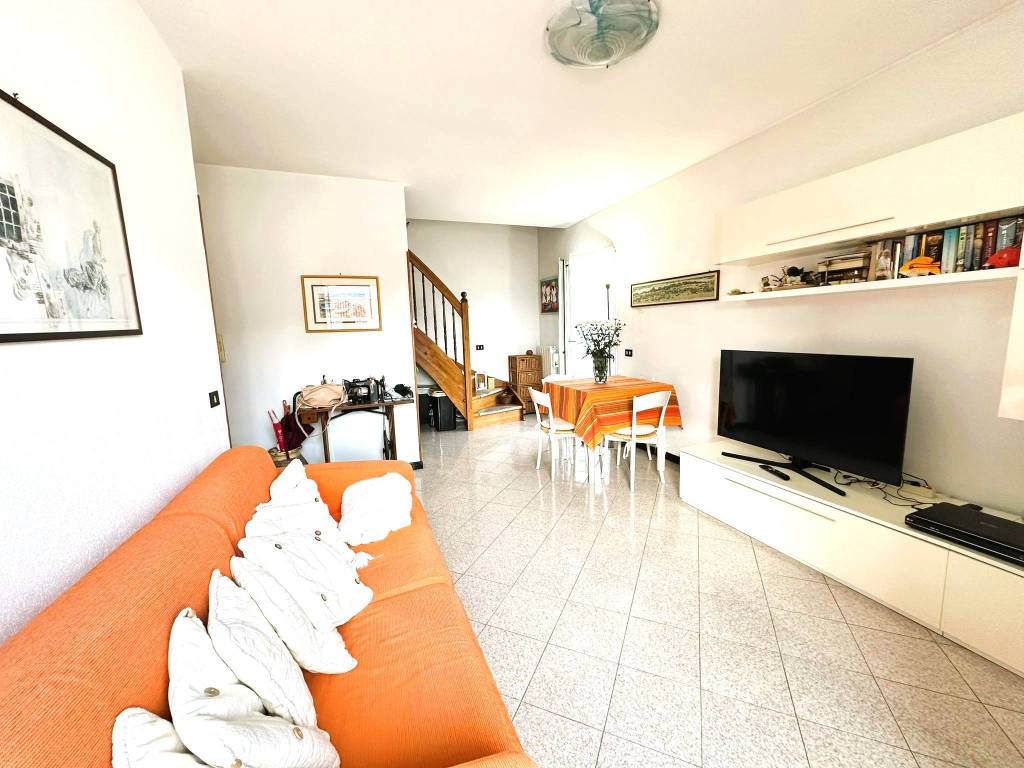 Appartamento a Albenga in Via Silvio Bonfante - Foto 2