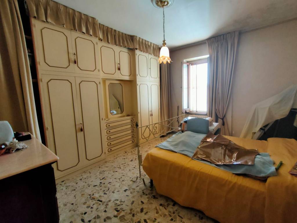 Appartamento a Benevento in Via Remigio del Grosso - Foto 4