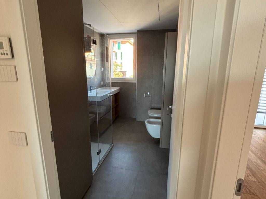 Appartamento a Appiano gentile in Via Monte Carmelo - Foto 4