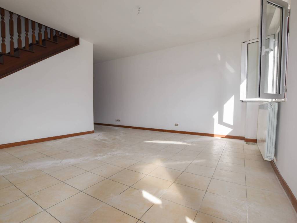 Villa a Comunanza in Via della Pace, 104 - Foto 3