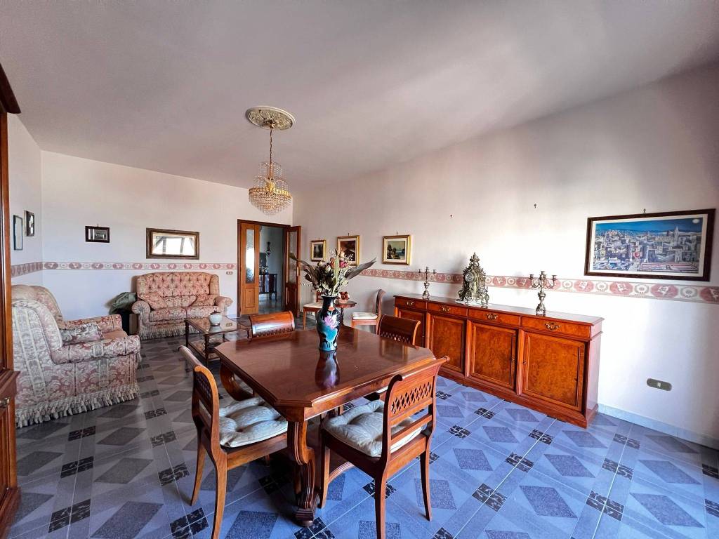 Appartamento a Reggio calabria in Via Dei Tulipani - Foto 3