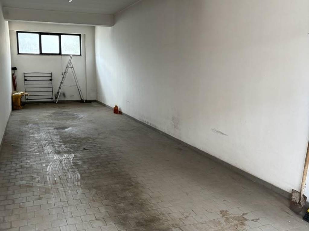 Box / garage a Avellino in Via Brigata Avellino - Foto 4