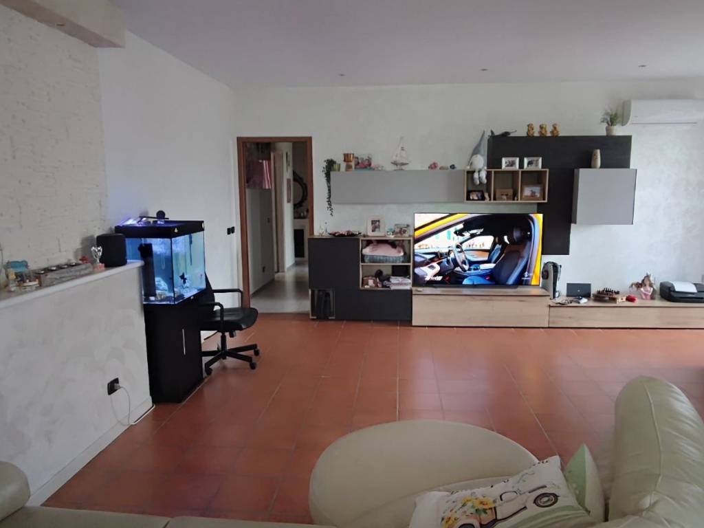 Appartamento a Oleggio - Foto 4