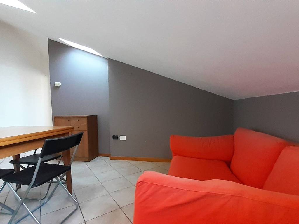 Attico / mansarda a Sondrio in Via Giuliani, 17 - Foto 3