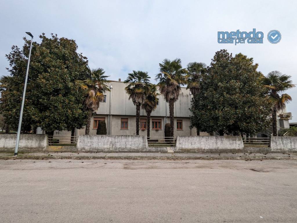 Villa a Gavello - Foto 2