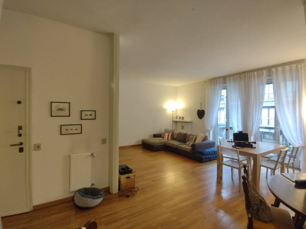 Appartamento a Como in Viale Massenzio Masia, 37 - Foto 2