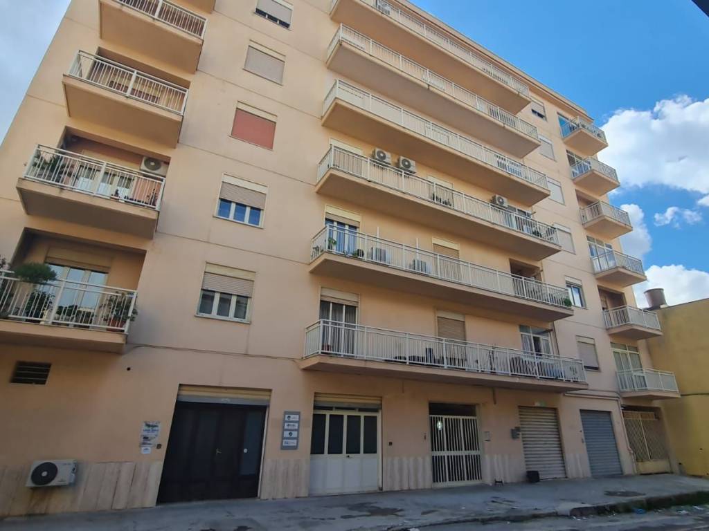 Appartamento a Castelvetrano in Via Adua - Foto 2