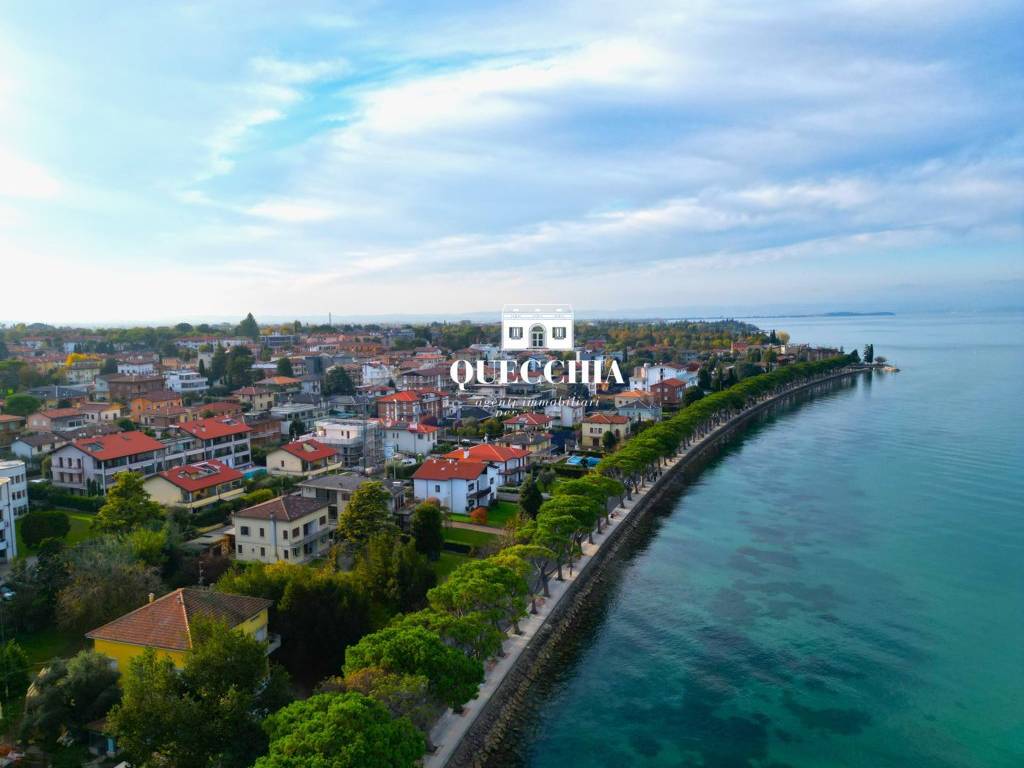 Appartamento a Peschiera del garda in Piazza Ferdinando di Savoia - Foto 3