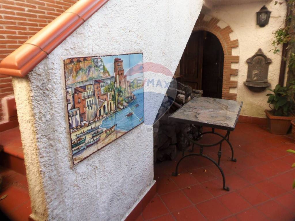 Appartamento a Caserta in Via Sommana Chiesa - Foto 4