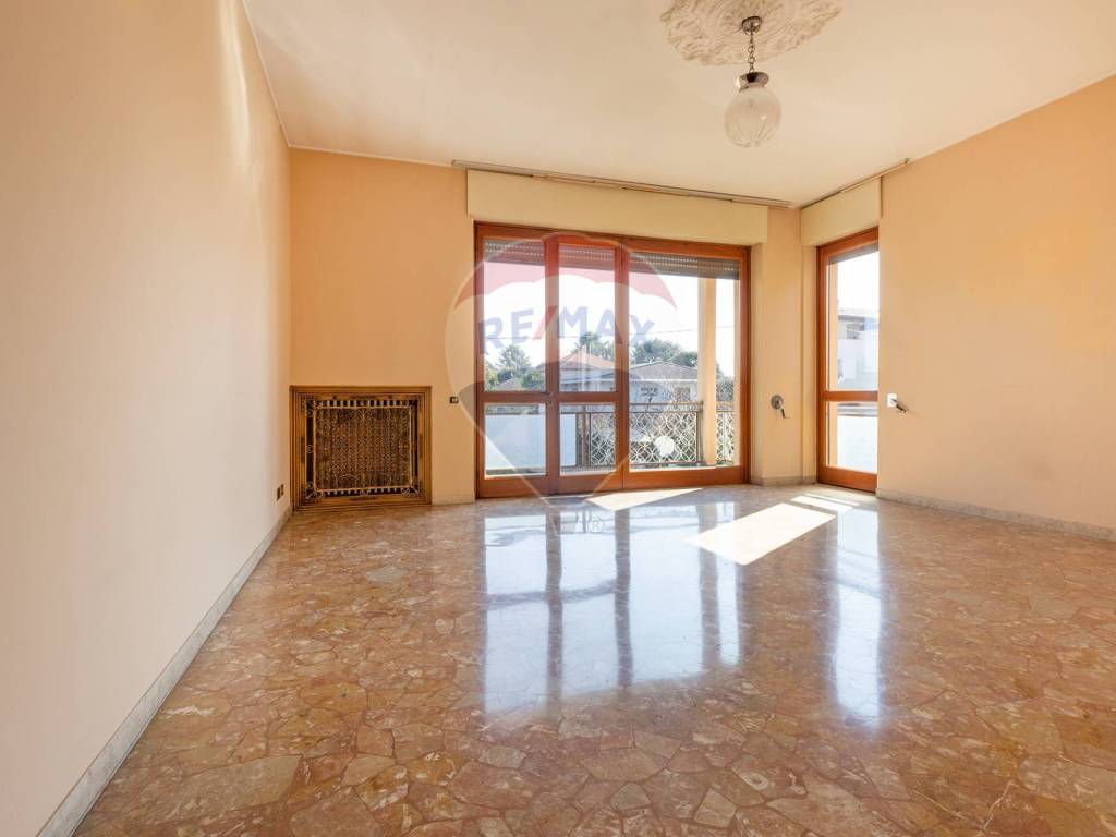 Casa indipendente a Cardano al campo in via Gramsci, 49 - Foto 4