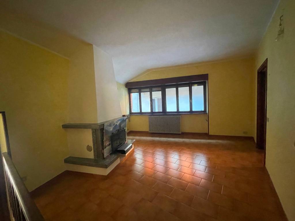 Appartamento a Verbania in Via Pietro Guglielmazzi - Foto 2