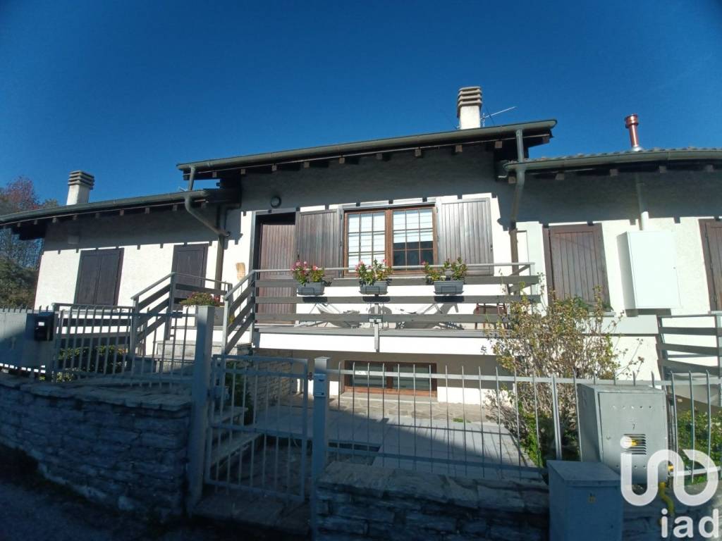Villetta a schiera a Premeno in Viale Giovanni Marsaglia, 28 - Foto 4