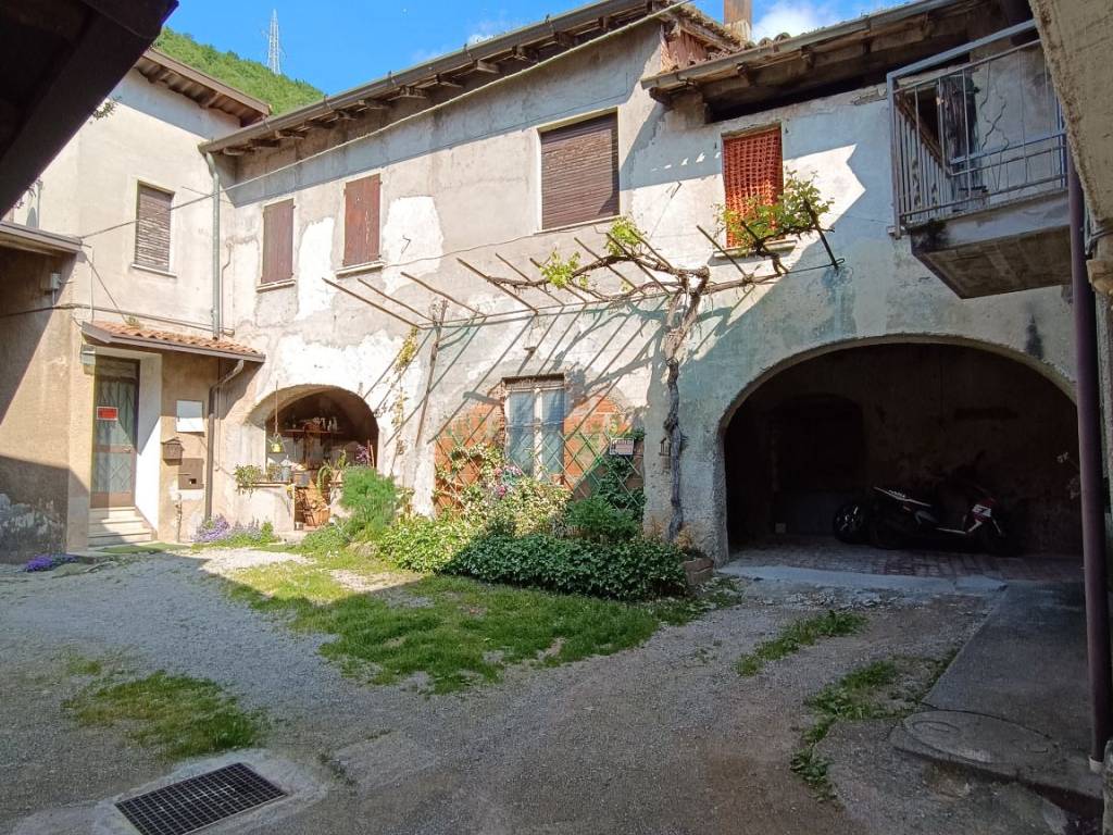 Rustico / casale a Caino in Via Villa Sera, 42 - Foto 4