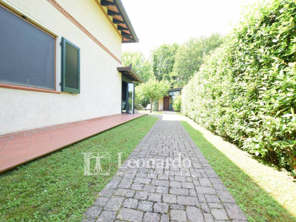 Villa a Pietrasanta in via Molisse - Foto 5