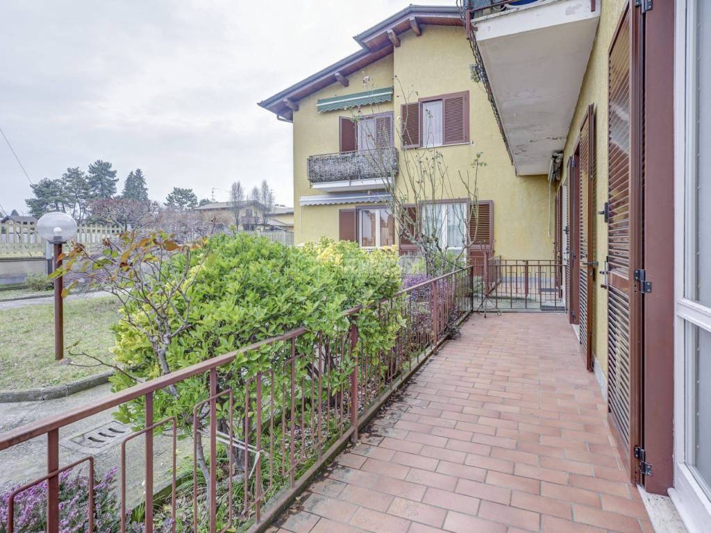 Appartamento a Somma lombardo in Via San Fermo 12/18 - Foto 3