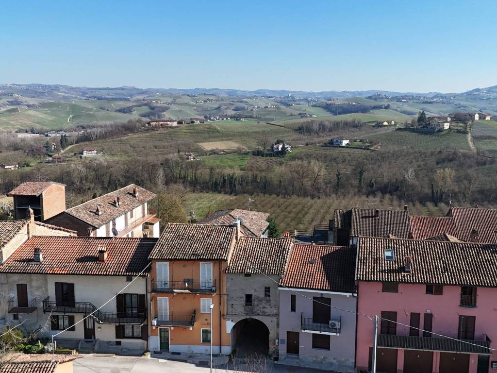 Casa indipendente a La morra in Via Serra, 66 - Foto 3