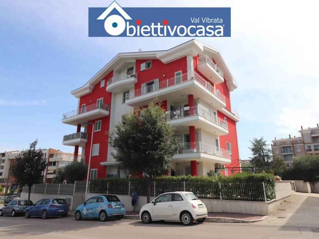 Appartamento a Nereto in Viale Europa, 18 - Foto 3
