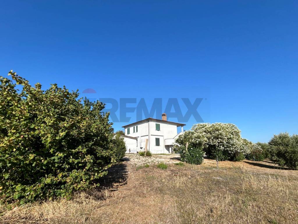 Villa a Aprilia in Via Dei Rutuli - Foto 5