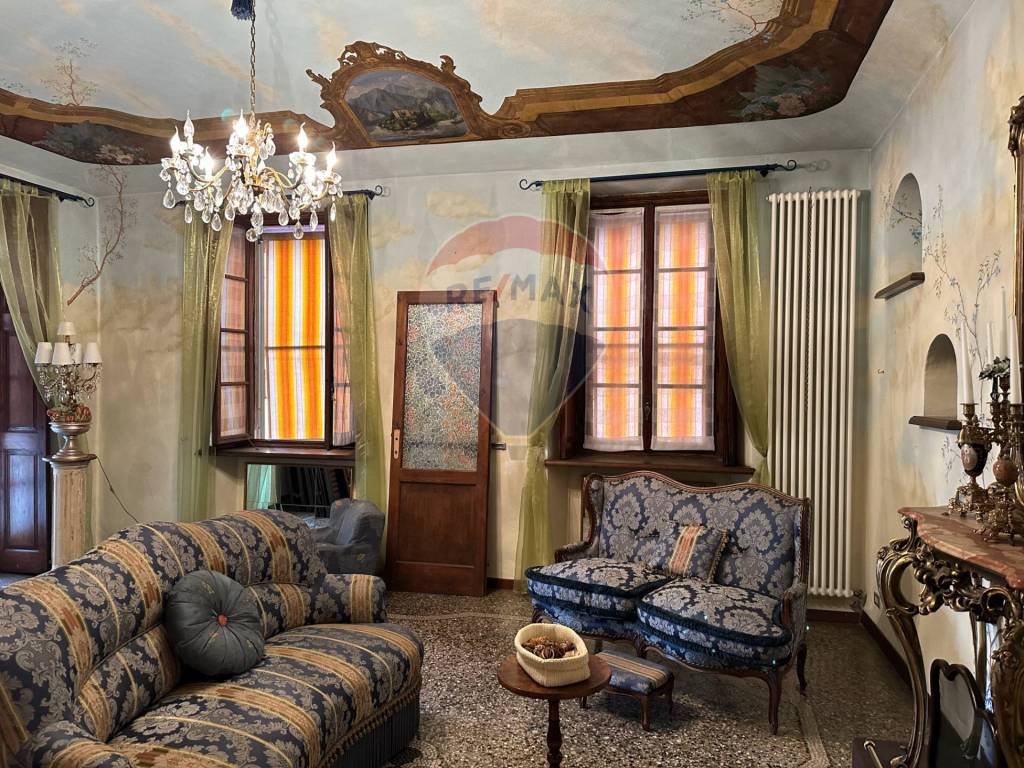 Appartamento a Belgirate in Via Mazzini, 35 - Foto 2