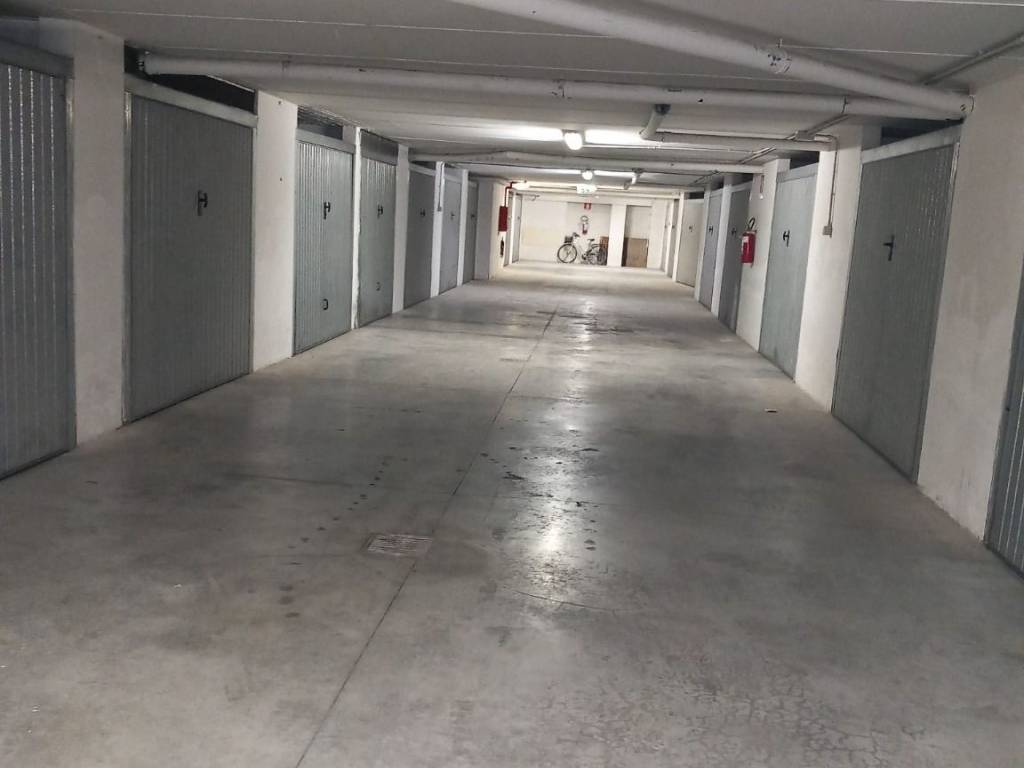 Box / garage a Pescara in Via Marco Polo - Foto 2