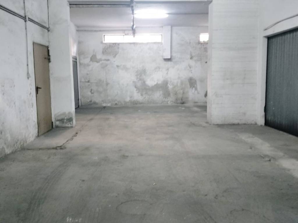 Box / garage a Caserta in Via Aristide Giovanni Barducci - Foto 3