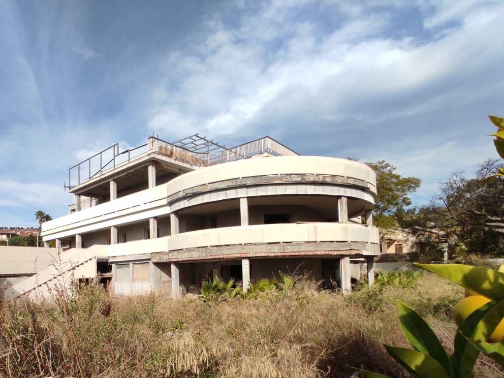 Villa a Aci castello in Via Acicastello, 71 - Foto 3