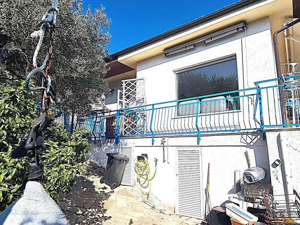 Villa a Boissano in Via Losano, 67 - Foto 3