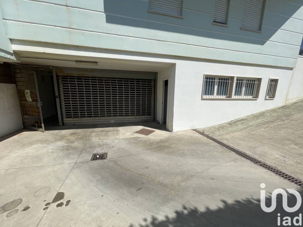 Box / garage a Civitanova marche in Via Cristoforo Colombo, 586 - Foto 3