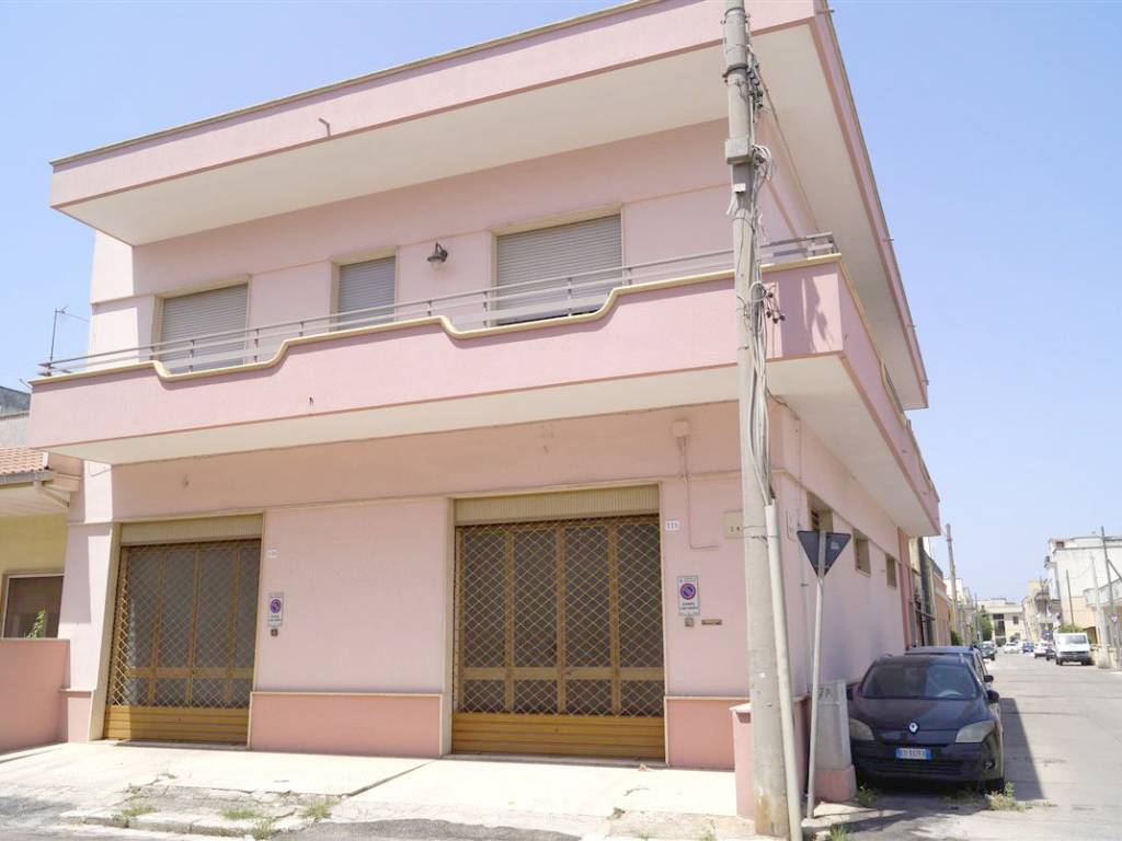 Appartamento a Taurisano in Via Santa Maria di Leuca - Foto 2