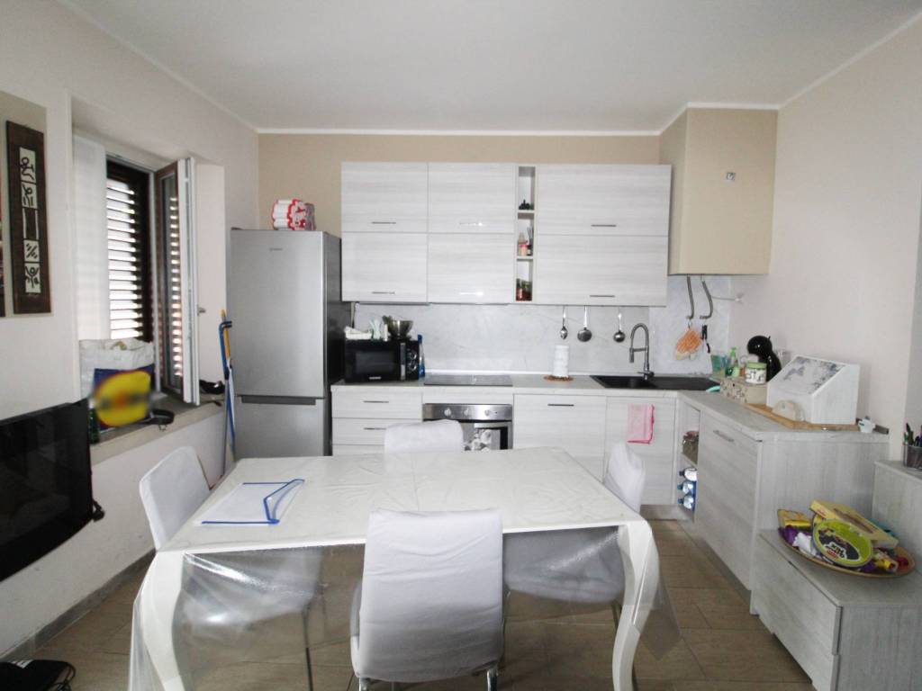 Appartamento a Gorla minore in Via Roma, 11 - Foto 4
