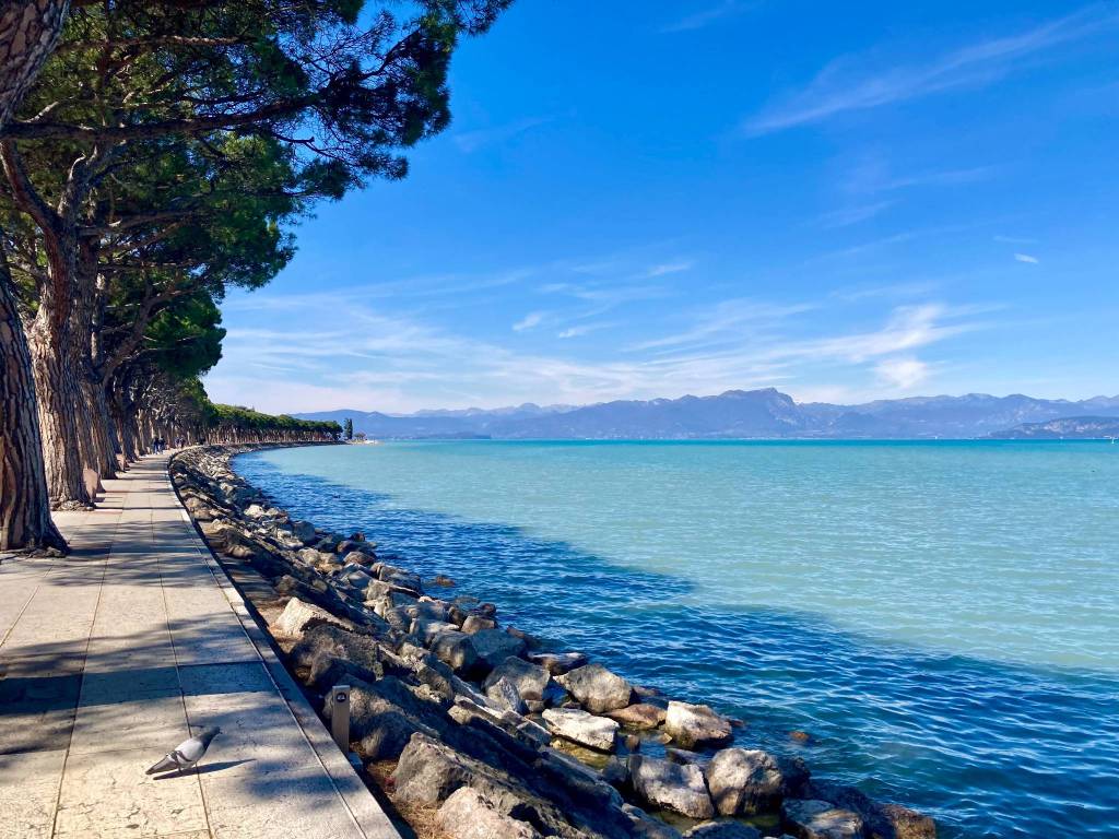Villa a Peschiera del garda in Via Venezia, 14 - Foto 3