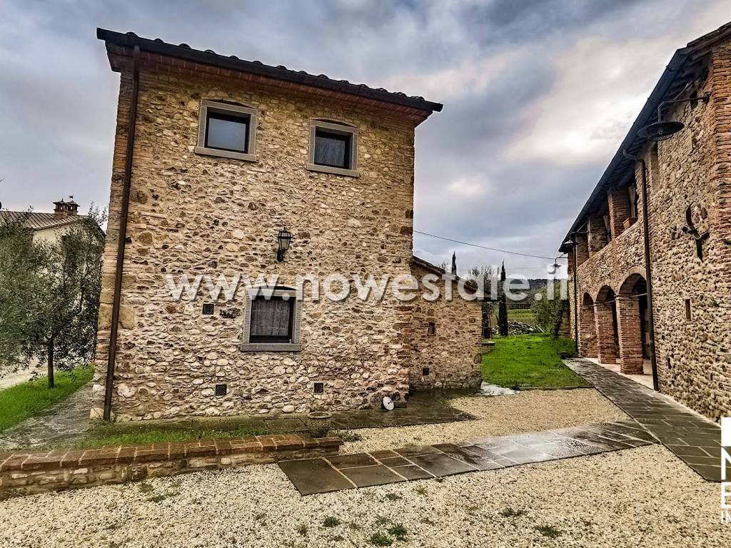 Rustico / casale a Anghiari in Strada Provinciale di Caprese Michelangelo - Foto 3