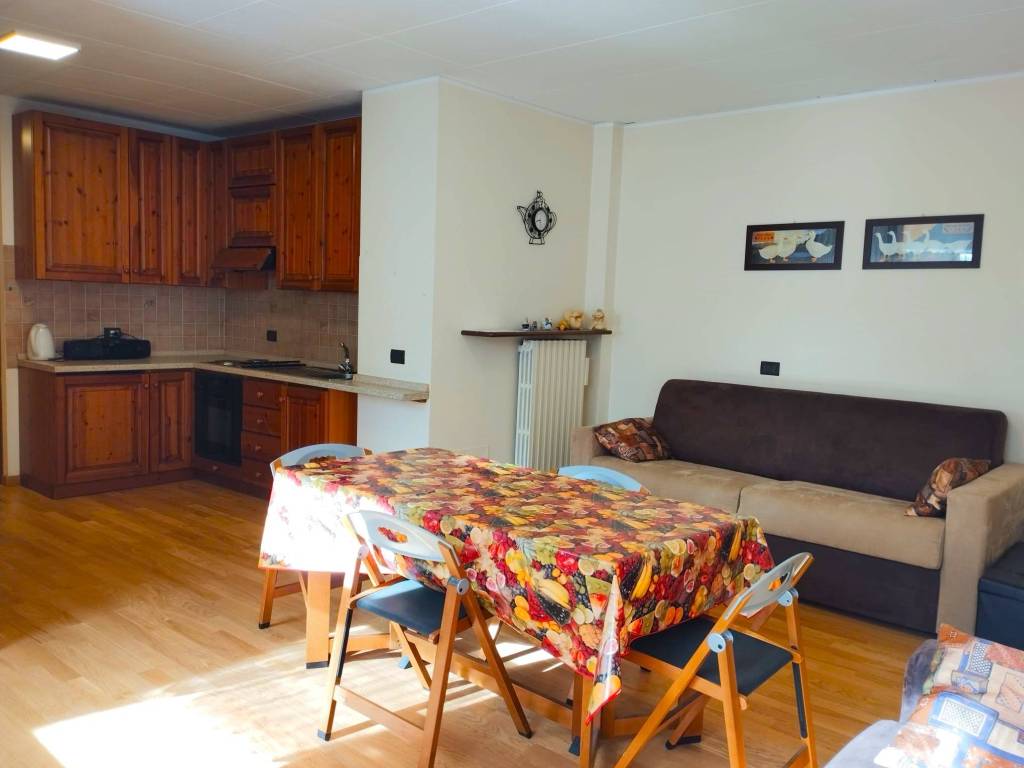 Appartamento a Chiesa in valmalenco in Via Milano, 6 - Foto 3