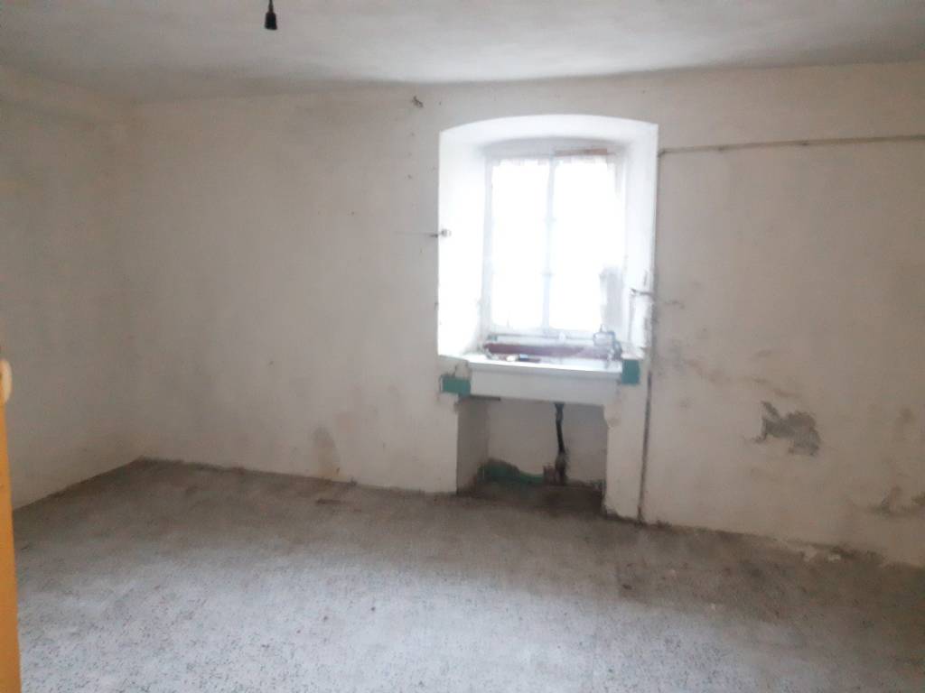 Casa indipendente a Druogno in Via dei Ponti, 3 - Foto 4