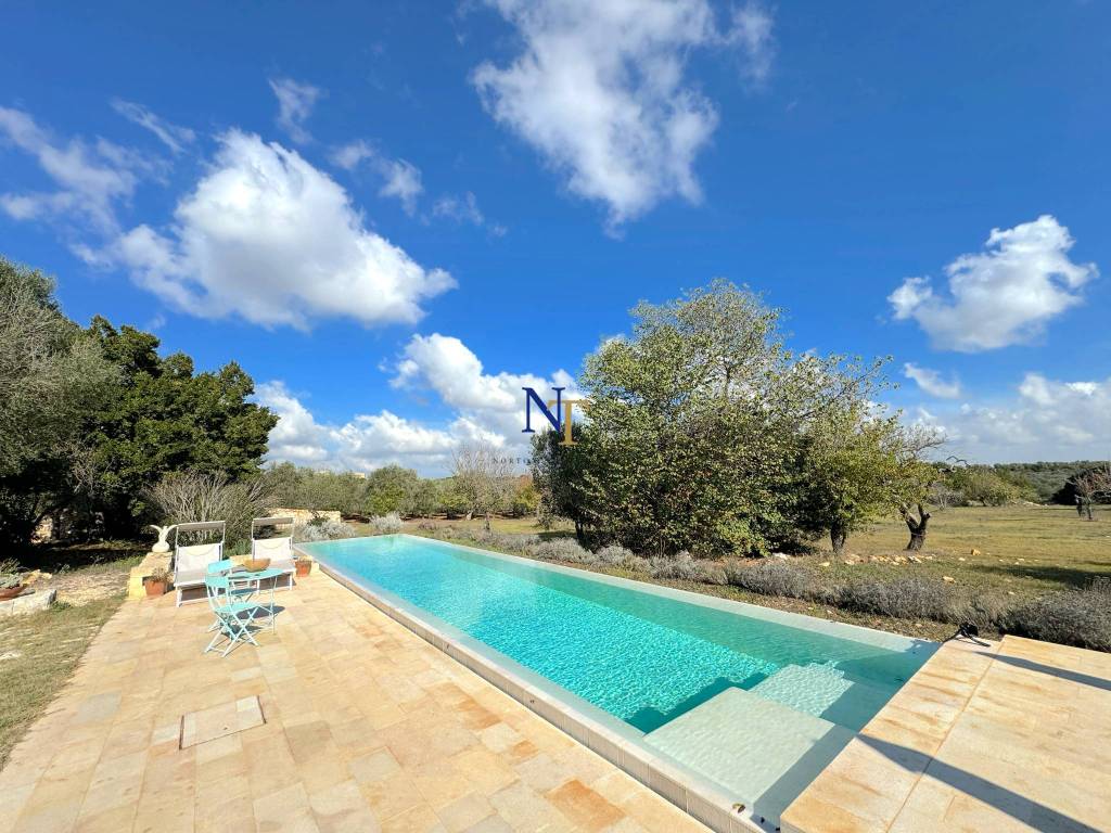 Rustico / casale a Ceglie messapica in Via Giovanni Numeister, 202 - Foto 2