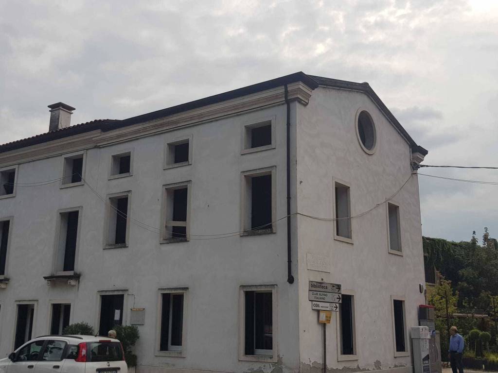 Villa a Montebello vicentino in Piazzale Cenzi, 29 - Foto 3