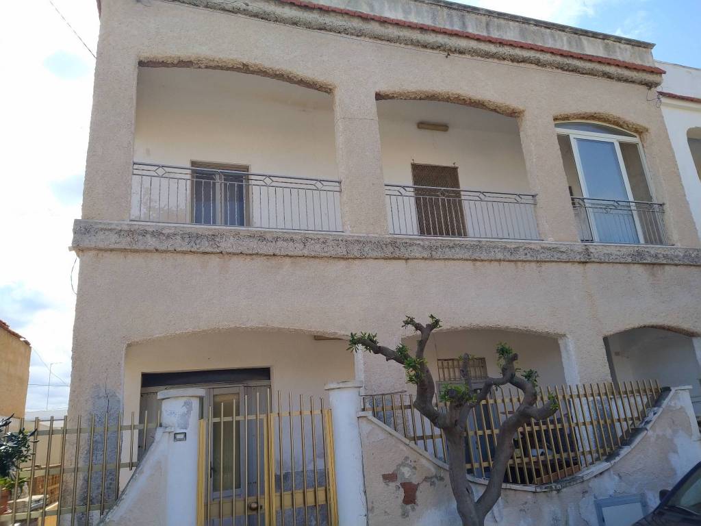 Villa a Ostuni in Via Fratelli Sanno S.N.C. - Foto 3
