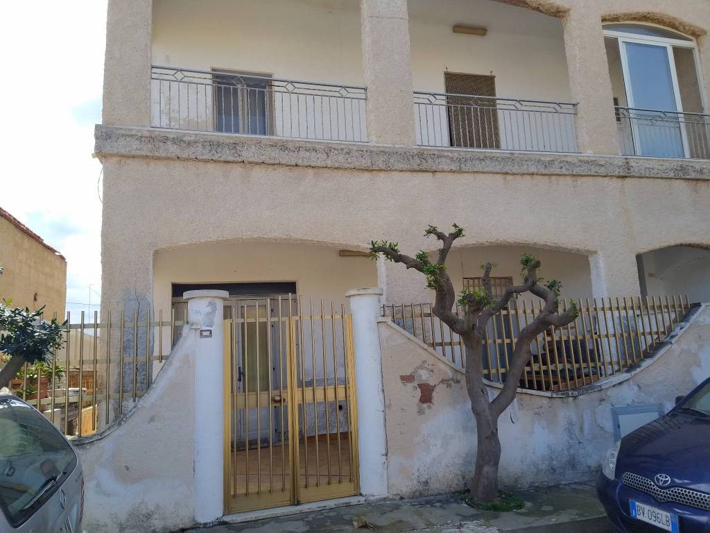 Villa a Ostuni in Via Fratelli Sanno S.N.C. - Foto 4