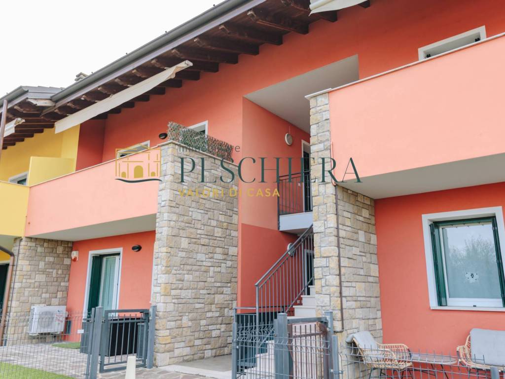 Appartamento a Peschiera del garda in Via Daniele Manin - Foto 2