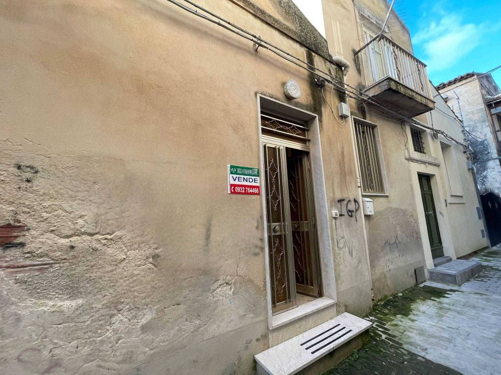 Villetta a schiera a Modica in Via Vincenzo Albanese - Foto 2