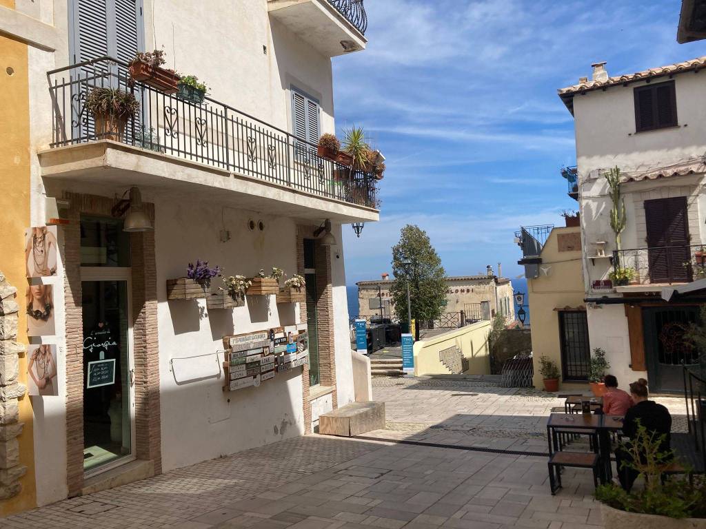Appartamento a San felice circeo in Piazza Guglielmo Marconi - Foto 2