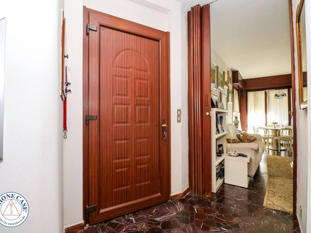 Casa indipendente a Valganna in Piazza Perrucchetti, 1 - Foto 3