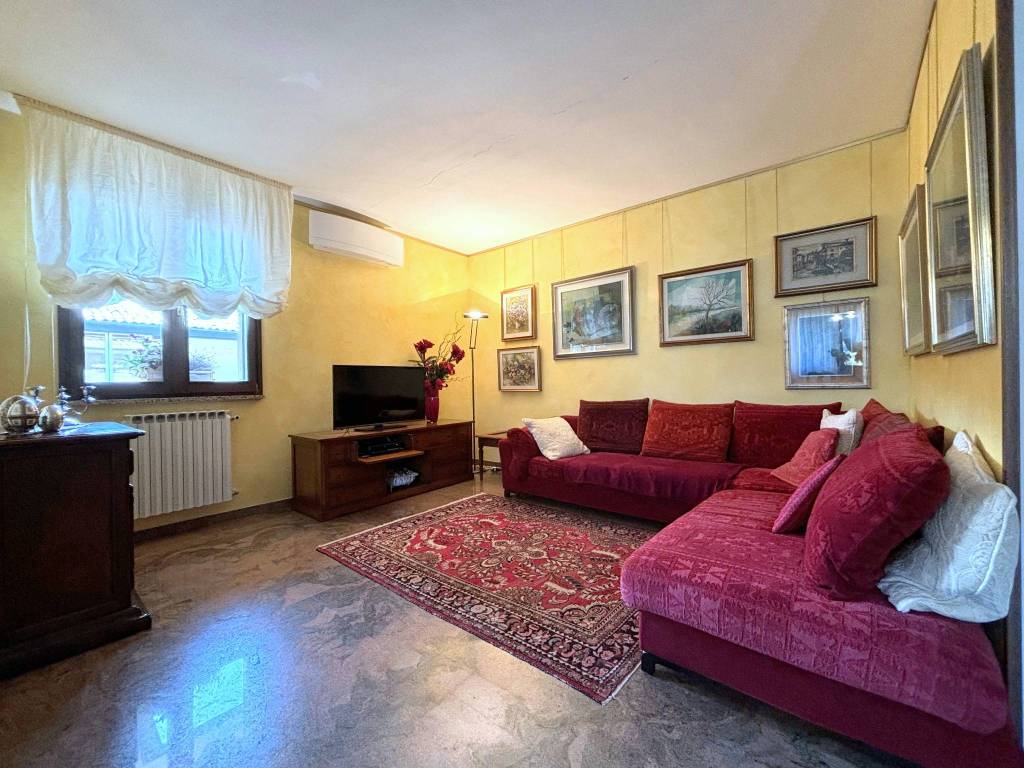 Villa a Ariano nel polesine in Via Romea, 47 - Foto 3