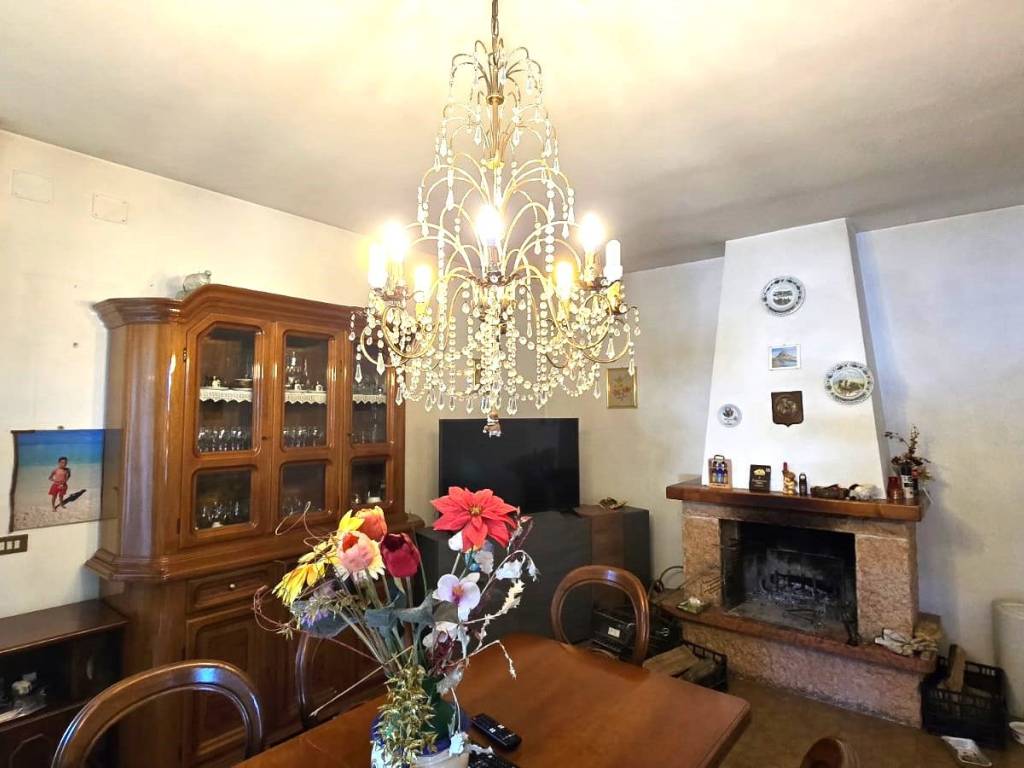 Villa a Piegaro in Via Alcide De Gasperi, 7 - Foto 4