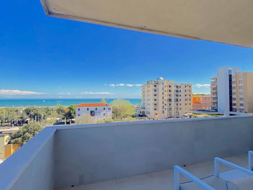 Appartamento a Riccione in Viale Ippolito Nievo - Foto 4