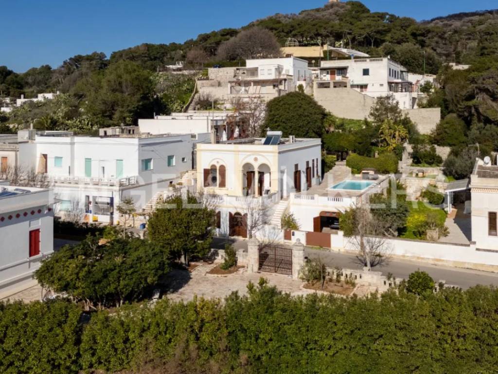 Villa a Santa cesarea terme in Via Umberto I, 42 - Foto 5
