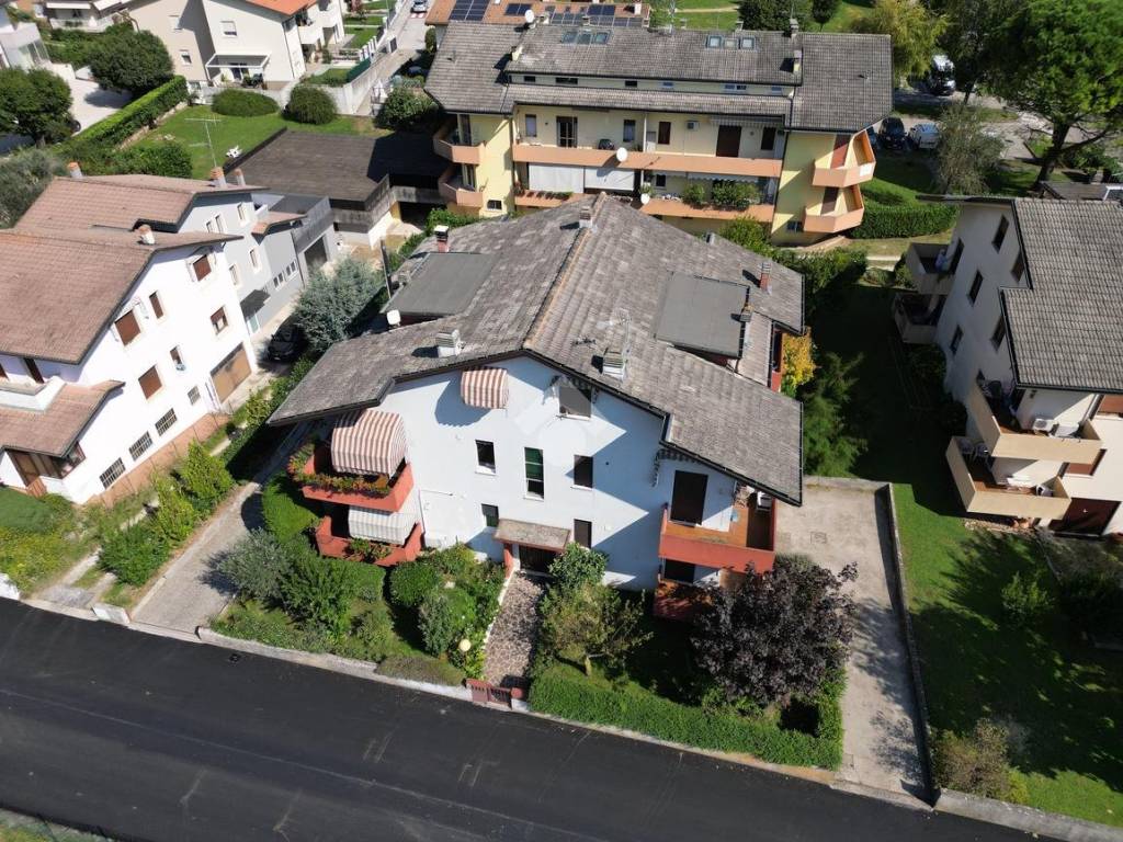 Appartamento a Schio in Via Tuzzi, 89 - Foto 3