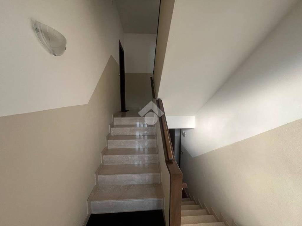 Appartamento a Schio in Via Tuzzi, 89 - Foto 4