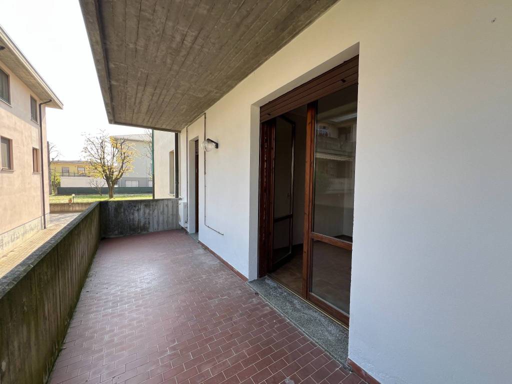 Appartamento a Luzzara in Via Francesco Petrarca - Foto 5